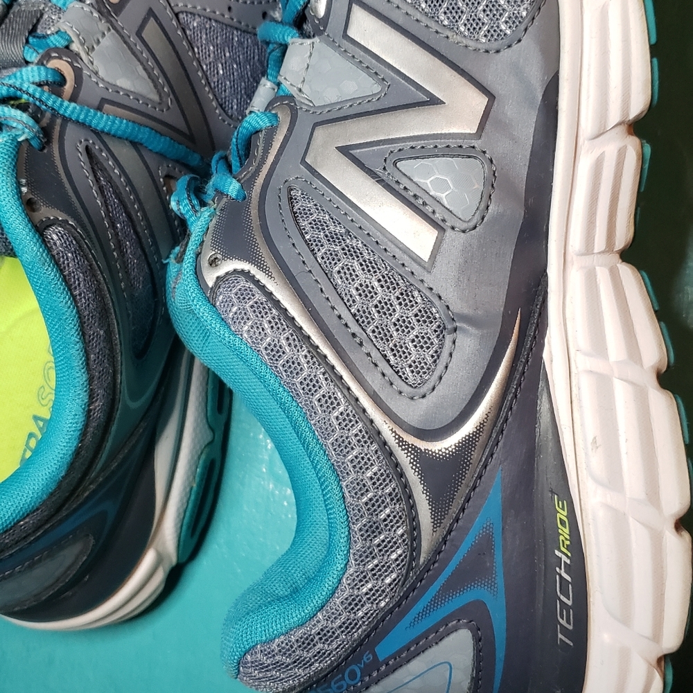 New Balance 560v6 W560LG6 Tech Ride Running Athletic Shoes Women's Size 9